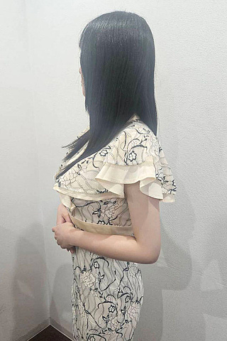 一色　ひとみ(30)
